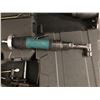 Image 1 : Dynabrade disc Sander Twist Lock
