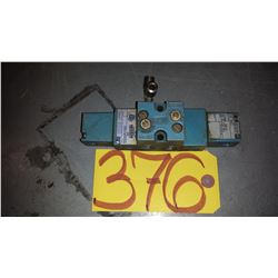 MAC Model 721C-12-PI-112CC pneumatic Solenoid Valve