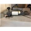 Image 1 : Oscillating sander
