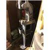 Image 2 : New Dake ratcheting Arbor Press