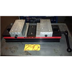 Chick Self Centering Vise 8''