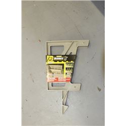 dekmates 4 available