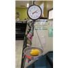 Image 3 : Hanging Chatillon 10 Pound Weight Scale
