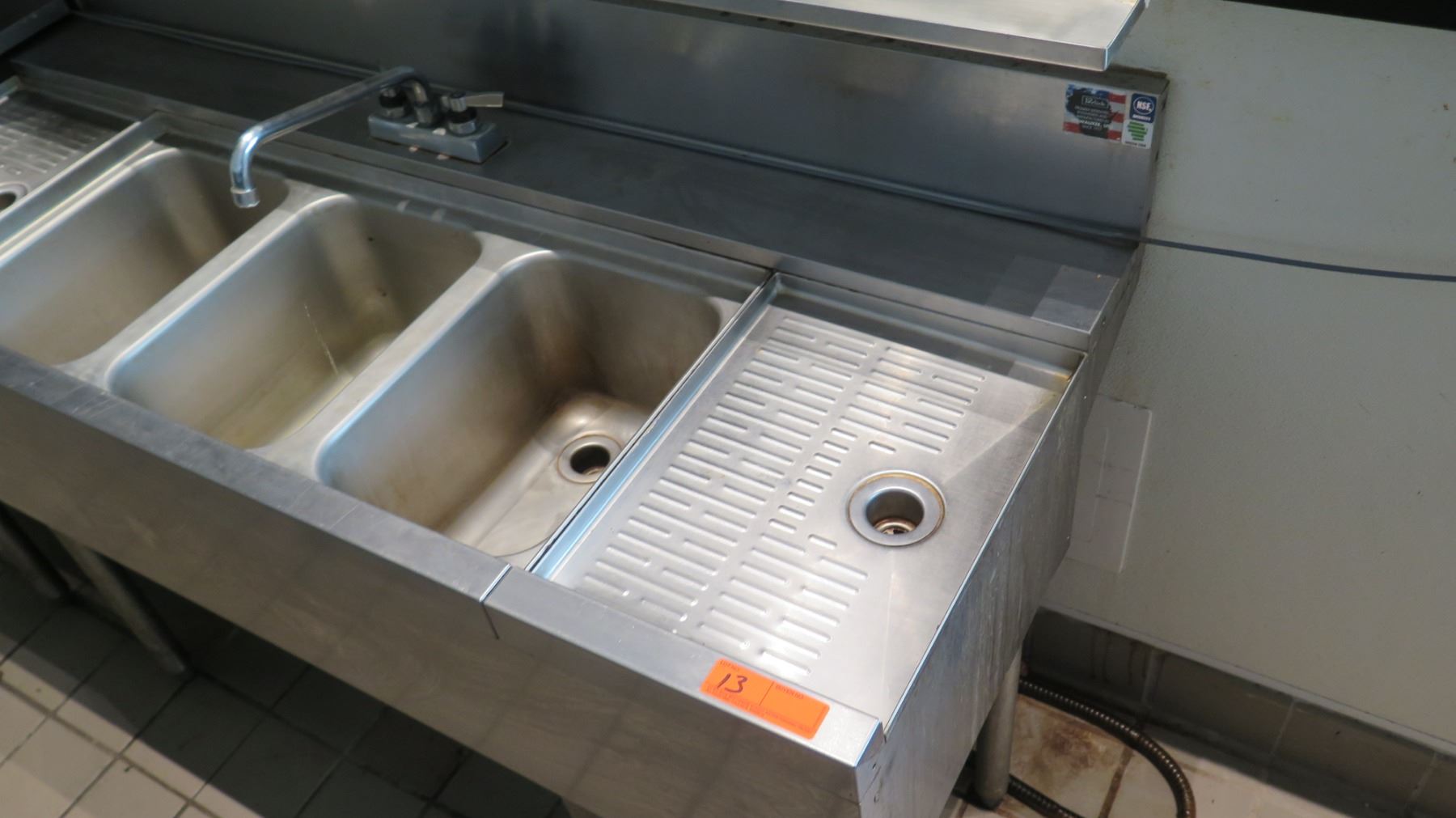 Perlick 3 Compartment Sink W 2 Drainboards Nsf D058023 60
