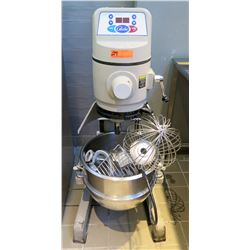 Globe SP30 Gear-Driven 30-Qt Commercial Floor Mixer w/ Bowl & Attachments -Retail $4196