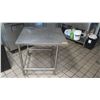 Image 2 : Stainless Steel Square Prep Table 29"x32"x31.5"H
