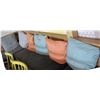 Image 1 : Qty 6 Throw Pillows