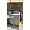 Image 2 : Hand-Washing Sink 22"x 26.5" x 36"H