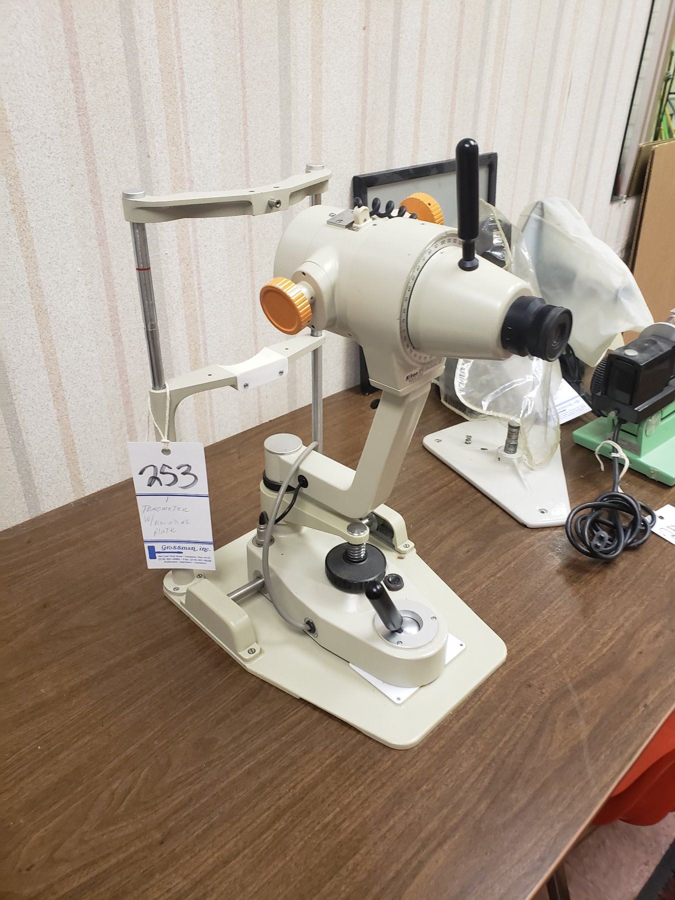 NIKON OPHTHALMOMETER 20041