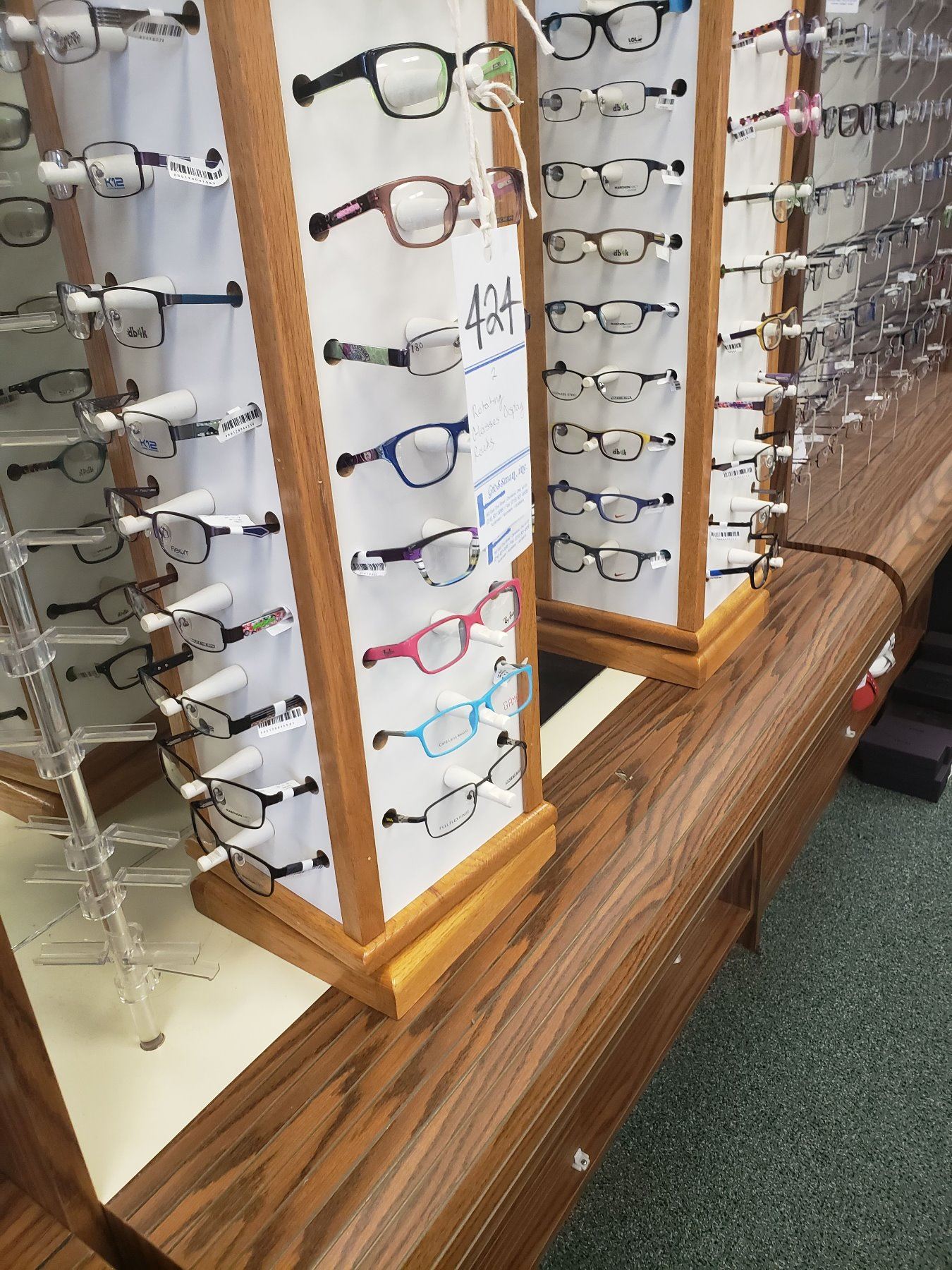 ROTATING GLASSES DISPLAY RACKS