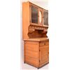 Image 10 : Antique Springfield Furniture Co. Hutch