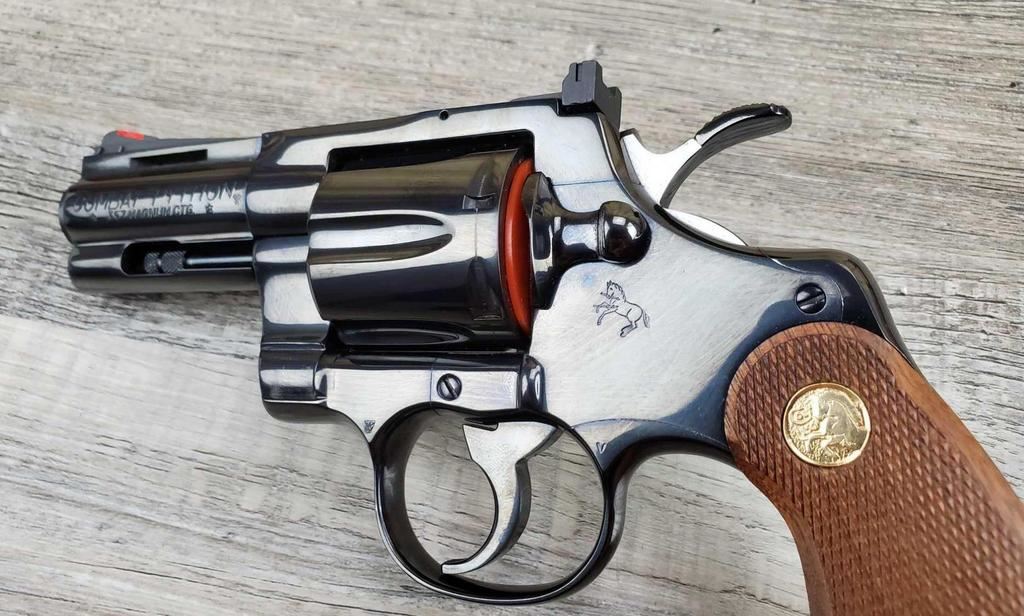 COLT MODEL COMBAT PYTHON