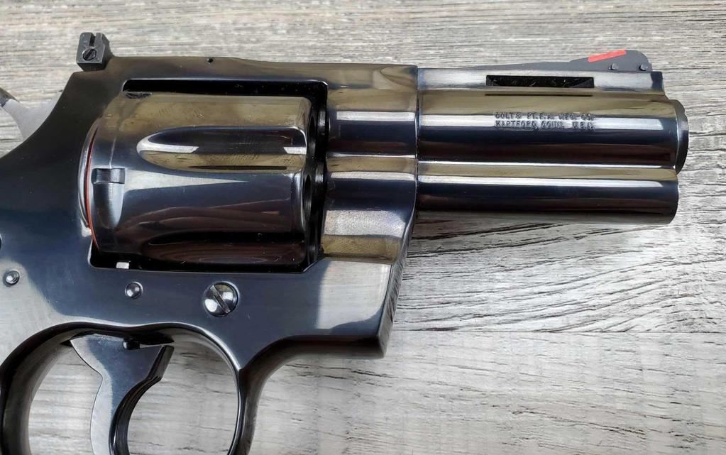 COLT MODEL COMBAT PYTHON