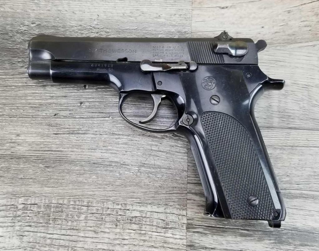 SMITH WESSON MODEL 59