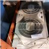 Image 2 : 2 HOLMES WINDOW FANS