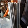 Image 2 : 40 FT OF ALUMINUM POLES