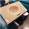 Image 2 : GLASS TOP VANITY SINK