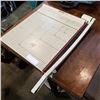 Image 2 : BOSTON PAPER SLICER