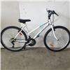 Image 1 : WHITE NEXT BIKE