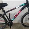 Image 2 : BLACK GT BIKE