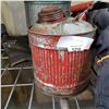 Image 2 : 2 VINTAGE METAL GAS CANS
