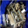 Image 2 : BLUE BIN OF JOIST HANGERS