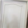 Image 2 : WHITE DOOR W/ FRAME