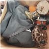 Image 2 : BOX OF FISHING REELS AND FISHING COAT