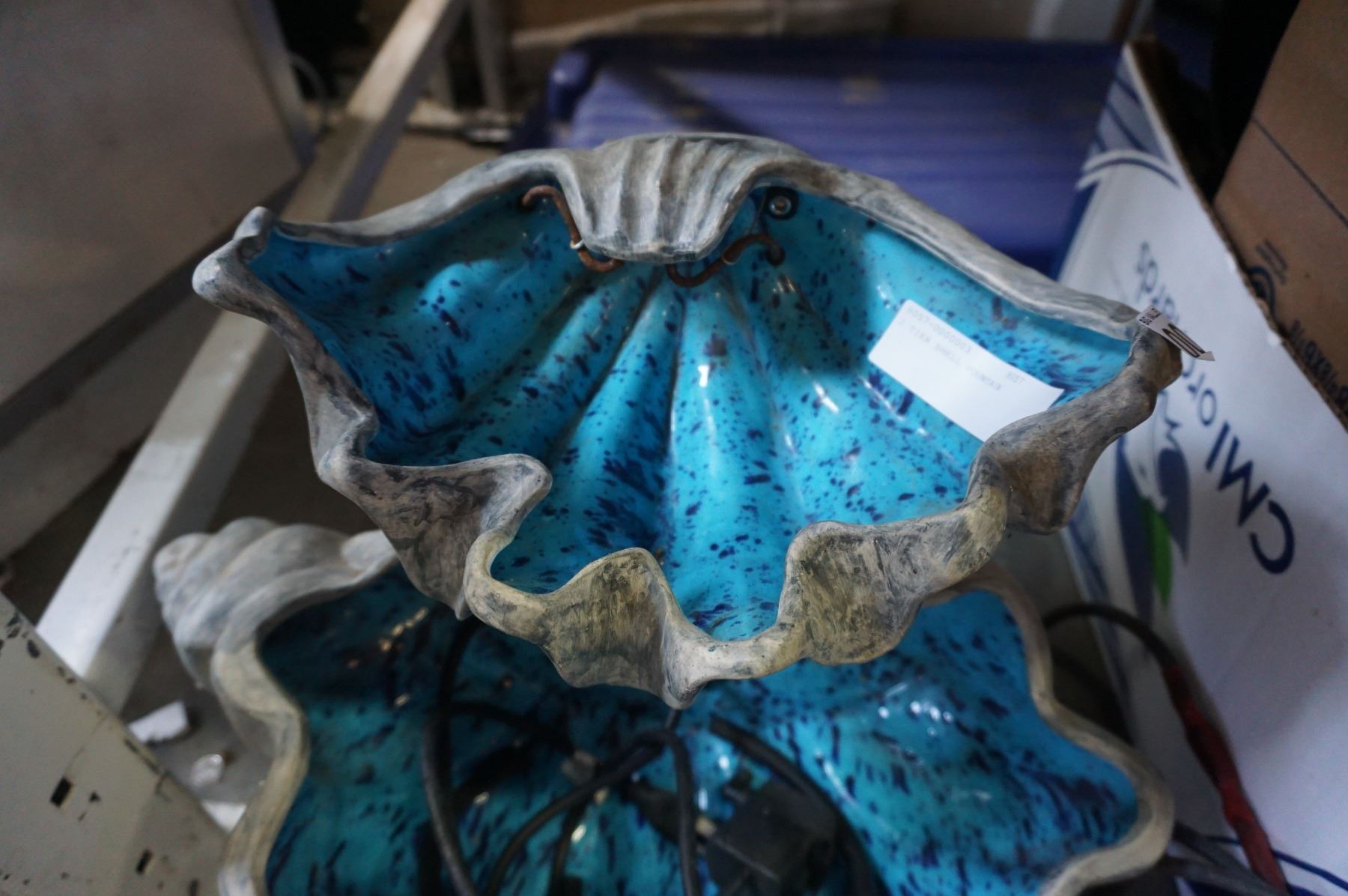 Tier Shell 2 TIER SHELL FOUNTAIN - Big Valley Auction