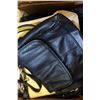 Image 3 : 2 BOXES OF PURSES