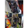 Image 3 : 4 NEW STAR WARS TOYS