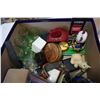 Image 2 : BOX OF COLLECTIBLES, MINI COCA COLA GLASSES, AND GERMAN CLOCK