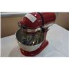 Image 2 : KITCHEN AID ULTRA POWER TILTING MIXER W/ 3 ATTACHMENTS AND BOWL