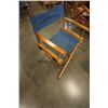 Image 2 : FOLDING DIRECTORS CHAIR