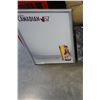 Image 2 : MOLSON CANADIAN 67 WHITE BOARD AND CANVAS CAFE PRINT