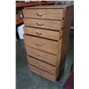 Image 2 : 7 DRAWER DRESSER