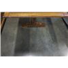 Image 2 : ANTIQUE OAK DRAW LEAF TABLE