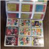 Image 8 : BOOKLET OF VINTAGE MLB CARDS