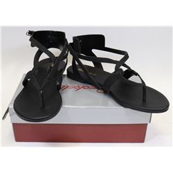 BRECKELLE'S CAPRI 04 BLACK SIZE 8 SHOES