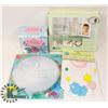 Image 1 : 2 MEMORY HAND PRINT KITS, CD SET NEW CHILD