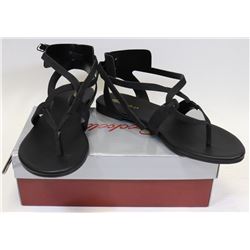 BRECKELLE'S CAPRI 04 BLACK SIZE 7 SHOES