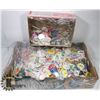 Image 1 : OVER 900 HINDERED COLLECTOR BUTTONS, AND MISC