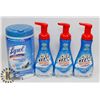 Image 1 : BAG OF LYSOL WIPES AND OXY CLEAN