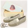 Image 1 : CANDIES TAOS DOVE GREY SZ 5-LADIES