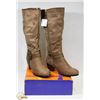 Image 1 : J.J'S FOOTWEAR B177 KHAKI SIZE 10 BOOTS