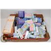 Image 1 : LARGE FLAT OF ASSORTED BABY PRODUCTS INCLUDING