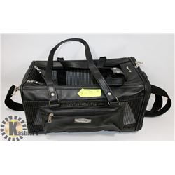 TRAVEL PET CARRIER