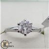 Image 1 : 14K WHITE GOLD DIAMOND RING