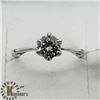 Image 1 : 14K WHITE GOLD DIAMOND RING