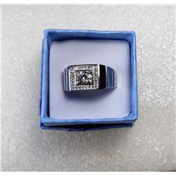 5)  SILVER TONE SQUARE CUT WHITE TOPAZ